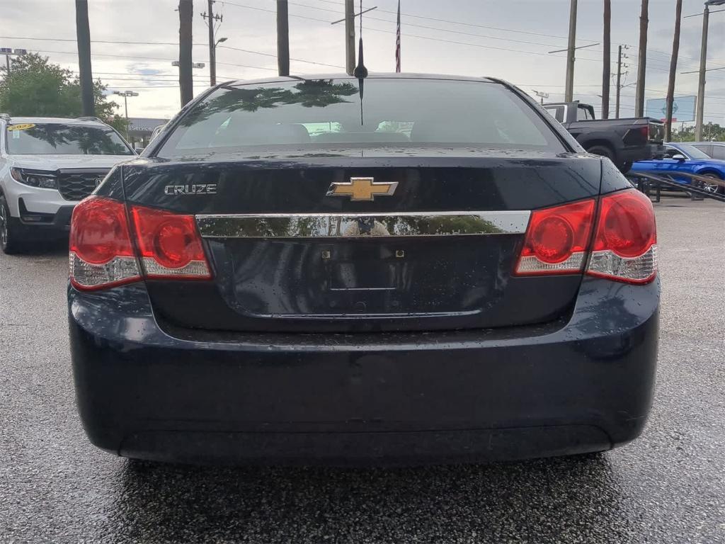 used 2014 Chevrolet Cruze car, priced at $7,990