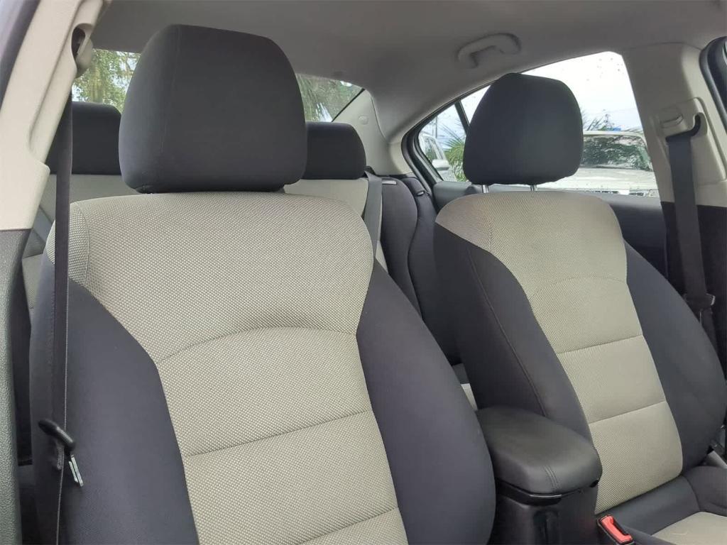 used 2014 Chevrolet Cruze car, priced at $7,990