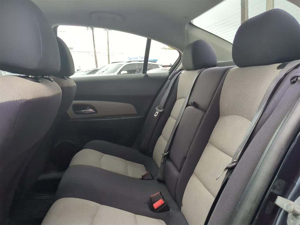 used 2014 Chevrolet Cruze car, priced at $7,990