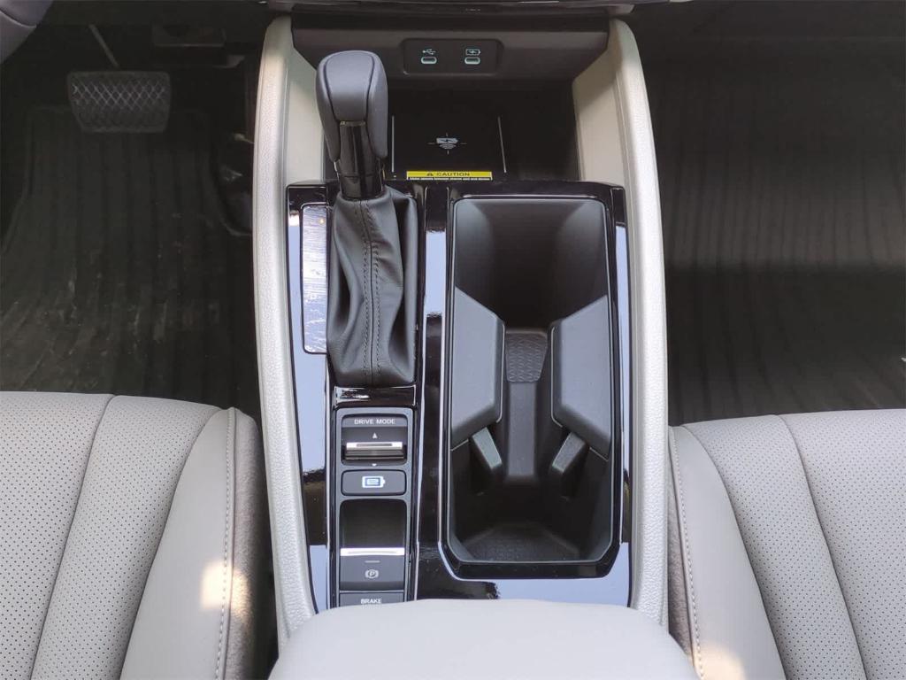 new 2025 Honda Accord Hybrid car, priced at $35,203