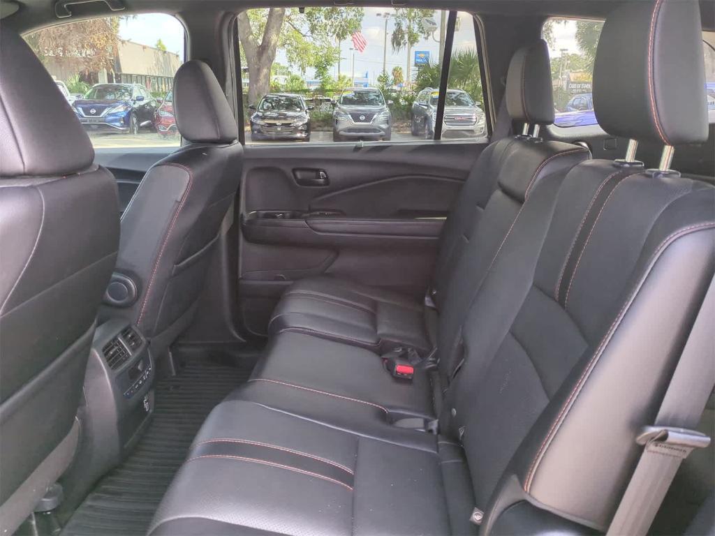 used 2022 Honda Pilot car, priced at $25,471