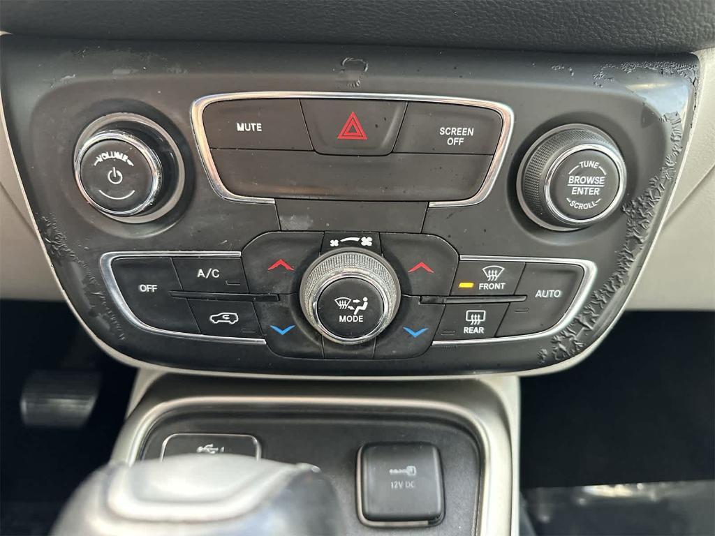 used 2019 Jeep Compass car, priced at $14,173