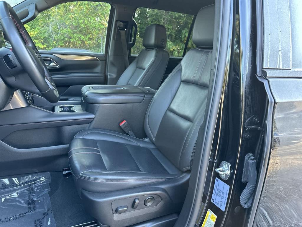 used 2024 Chevrolet Suburban car, priced at $52,699