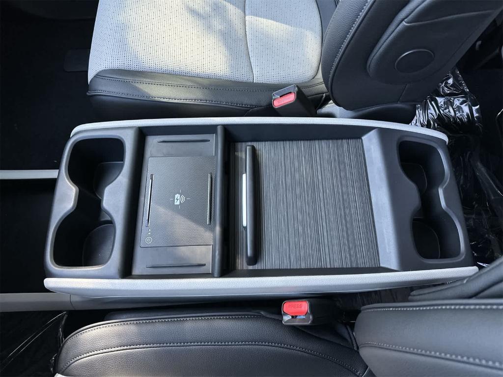 new 2026 Honda Odyssey car, priced at $50,216