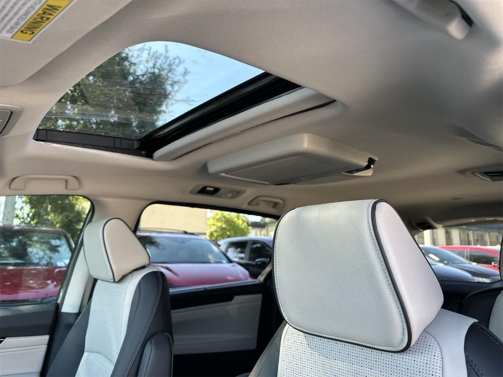 new 2026 Honda Odyssey car, priced at $50,216