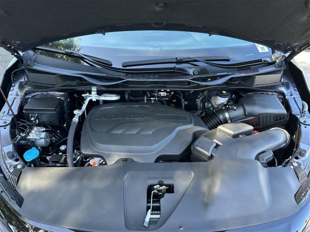 new 2026 Honda Odyssey car, priced at $50,216