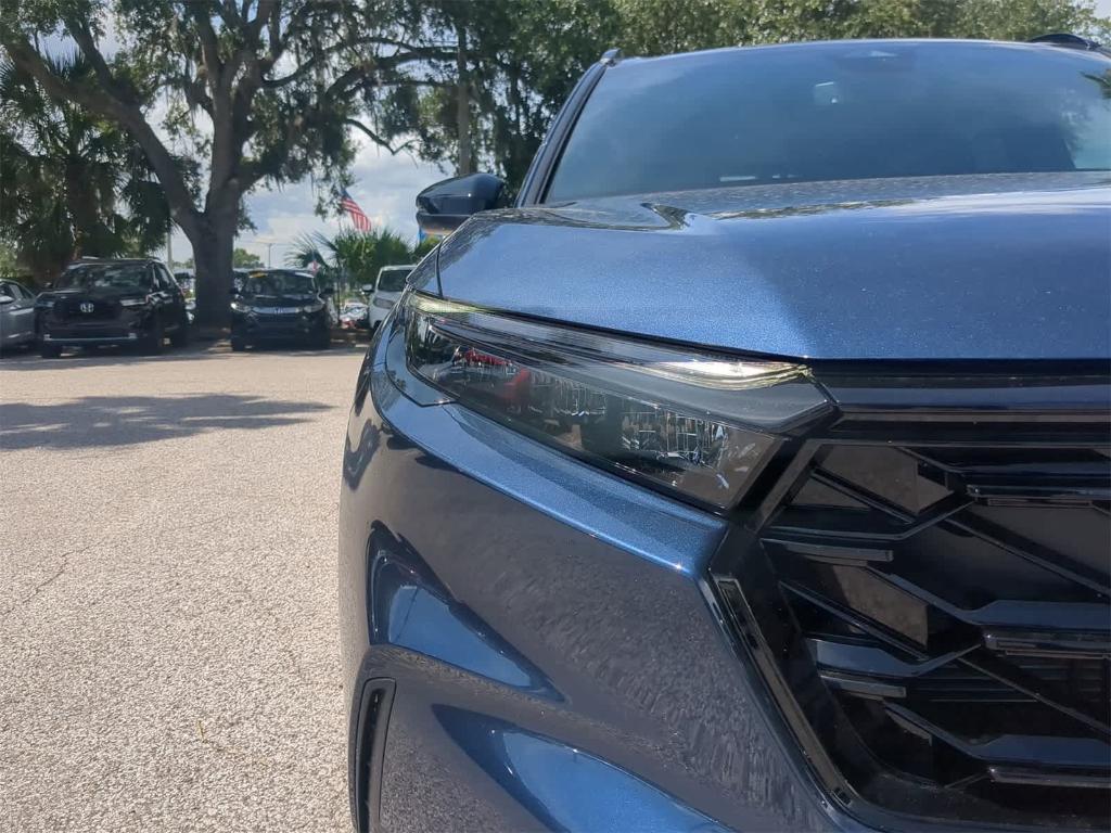 new 2026 Honda CR-V Hybrid car, priced at $38,432