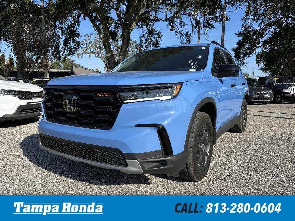 used 2024 Honda Pilot car, priced at $40,199