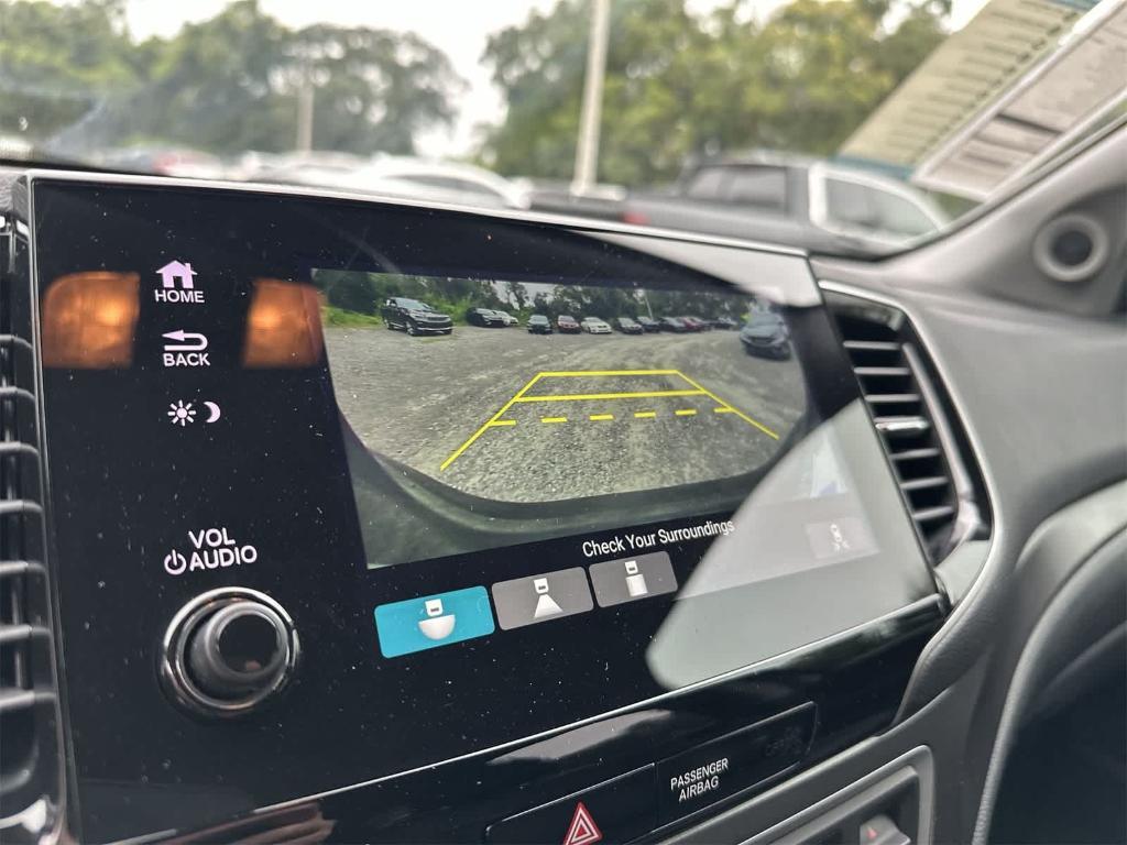 used 2022 Honda Pilot car, priced at $21,476