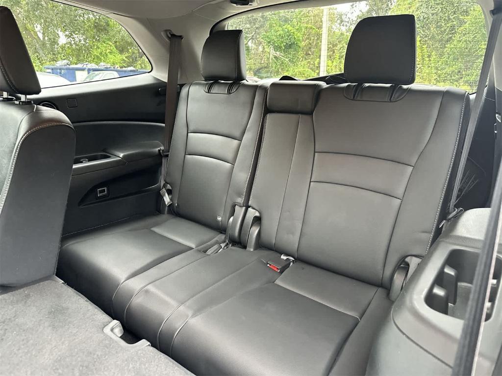 used 2022 Honda Pilot car, priced at $21,476