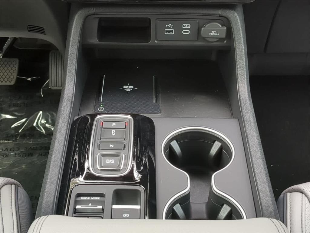 new 2025 Honda Pilot car, priced at $51,065