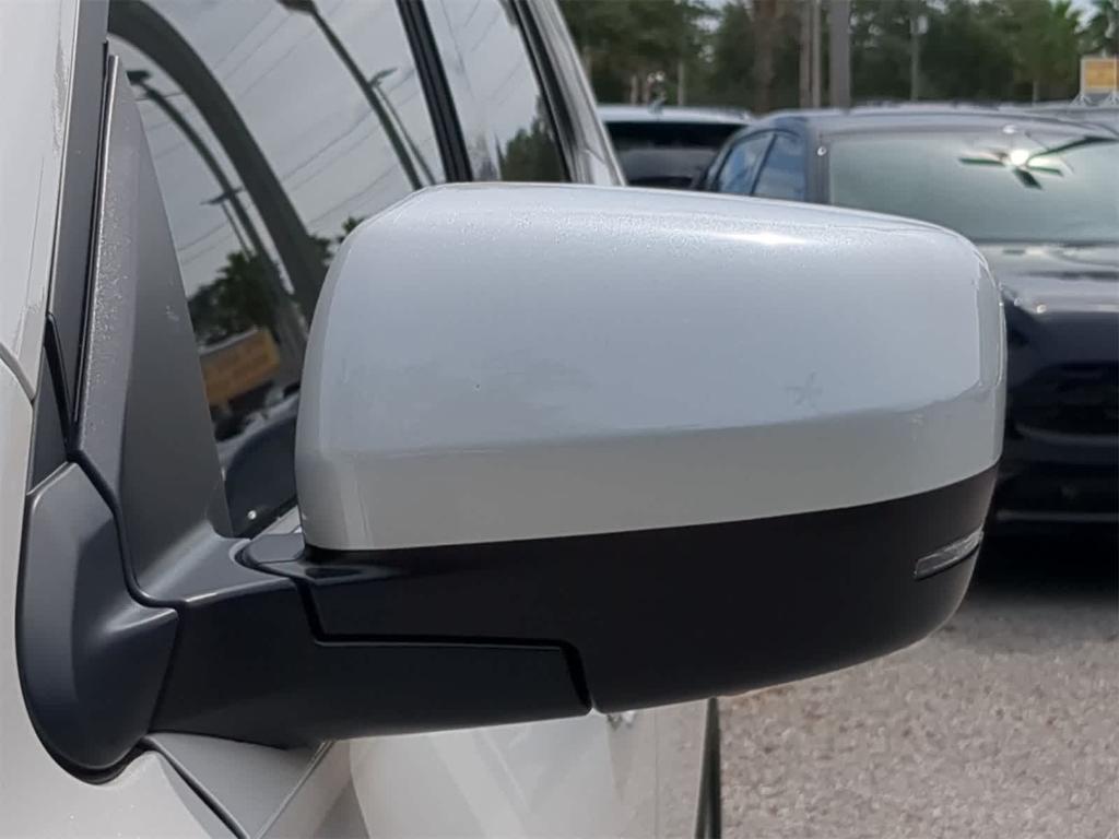 new 2025 Honda Pilot car, priced at $51,065