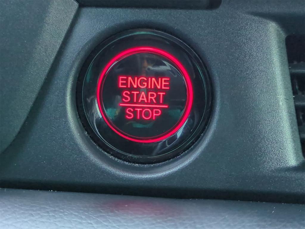 used 2023 Honda Pilot car, priced at $33,200