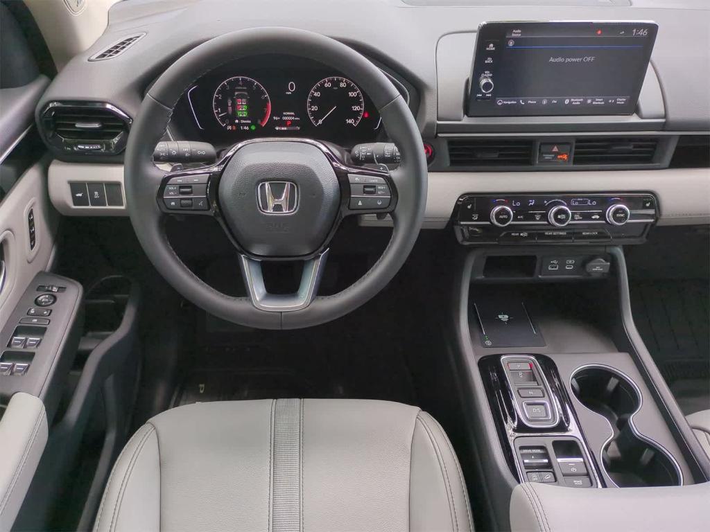 new 2025 Honda Pilot car, priced at $46,992