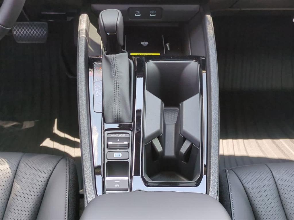 new 2025 Honda Accord Hybrid car, priced at $35,203