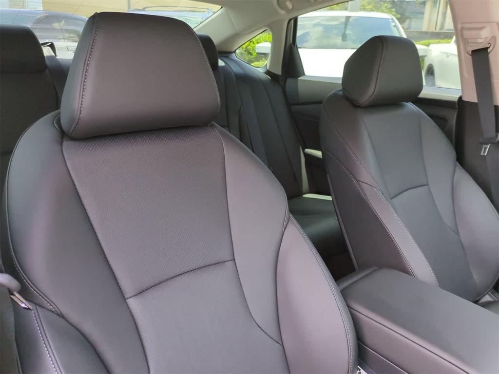 new 2025 Honda Accord Hybrid car, priced at $35,203