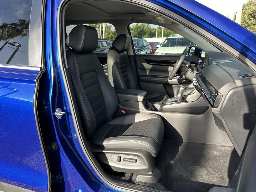 used 2024 Honda CR-V car, priced at $27,999