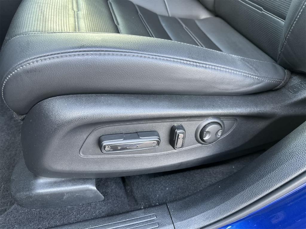 used 2024 Honda CR-V car, priced at $27,999