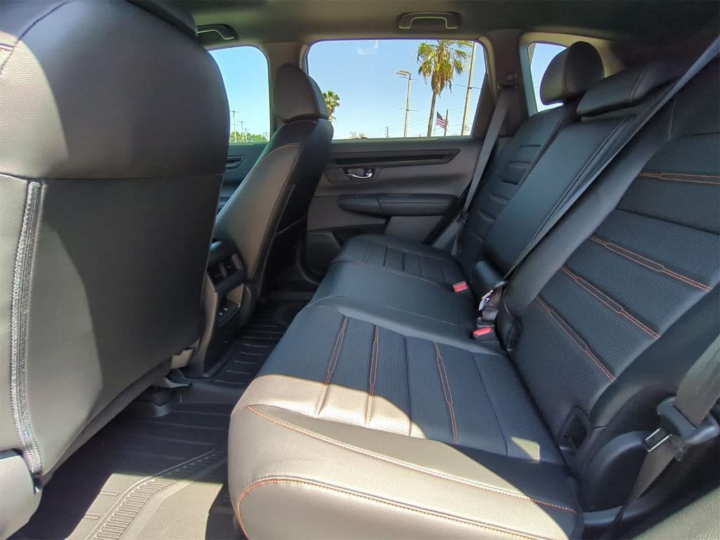 new 2025 Honda CR-V Hybrid car, priced at $37,874