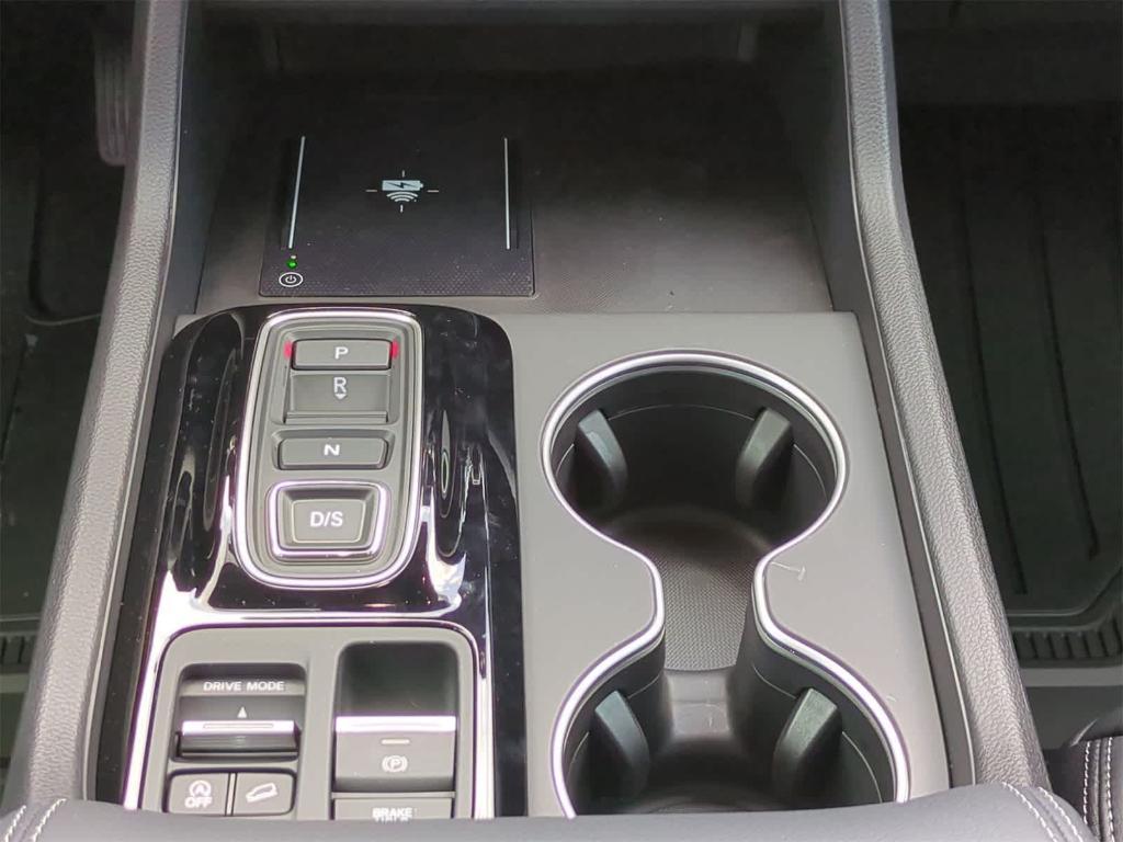 new 2025 Honda Pilot car, priced at $48,643