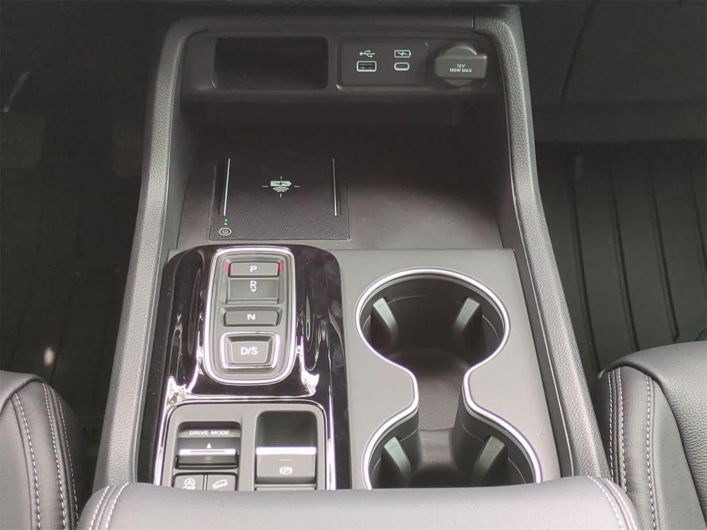 new 2025 Honda Pilot car, priced at $46,992