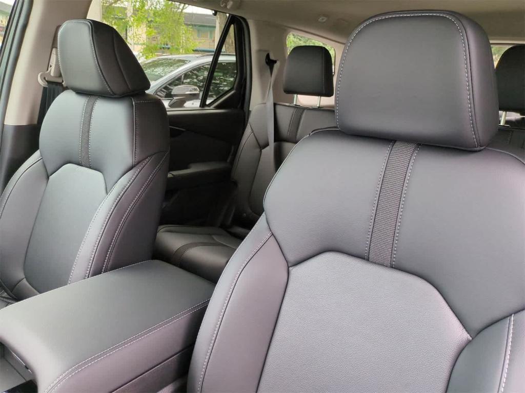new 2025 Honda Pilot car, priced at $46,992