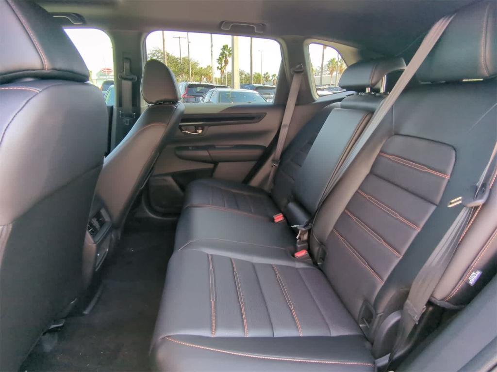 new 2025 Honda CR-V Hybrid car, priced at $39,329
