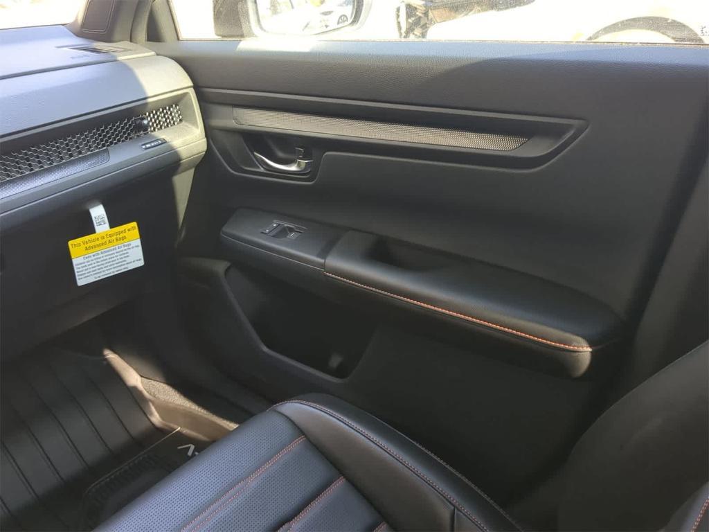 new 2025 Honda CR-V Hybrid car, priced at $39,285
