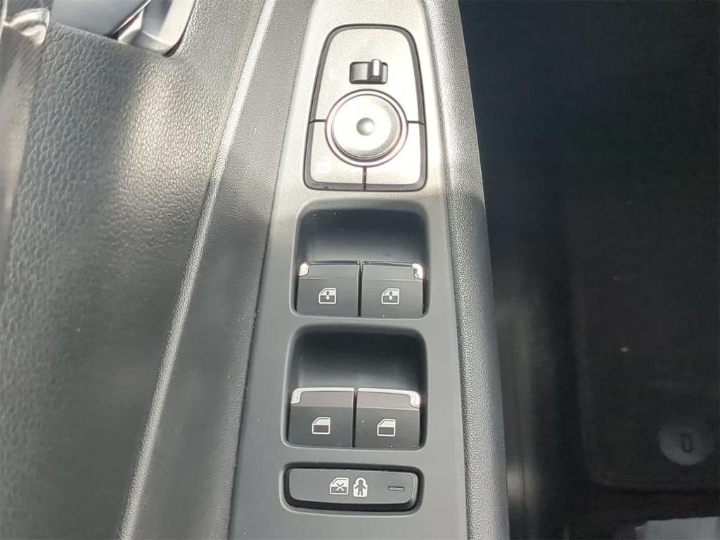 used 2022 Hyundai Santa Fe car, priced at $20,016