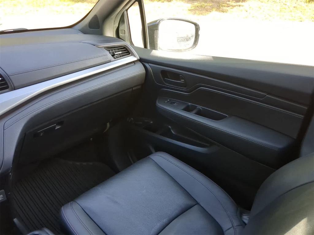 used 2023 Honda Odyssey car, priced at $32,011