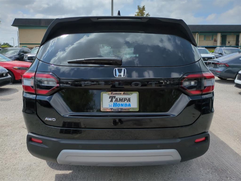 new 2025 Honda Pilot car, priced at $45,168
