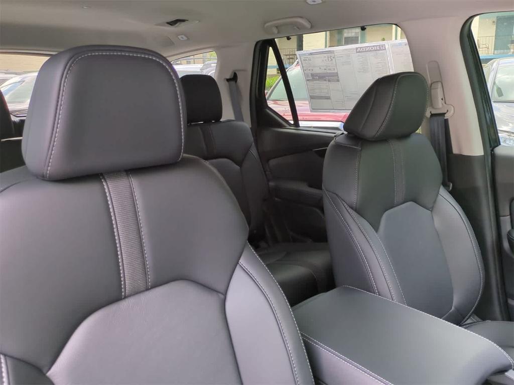 new 2025 Honda Pilot car, priced at $45,168