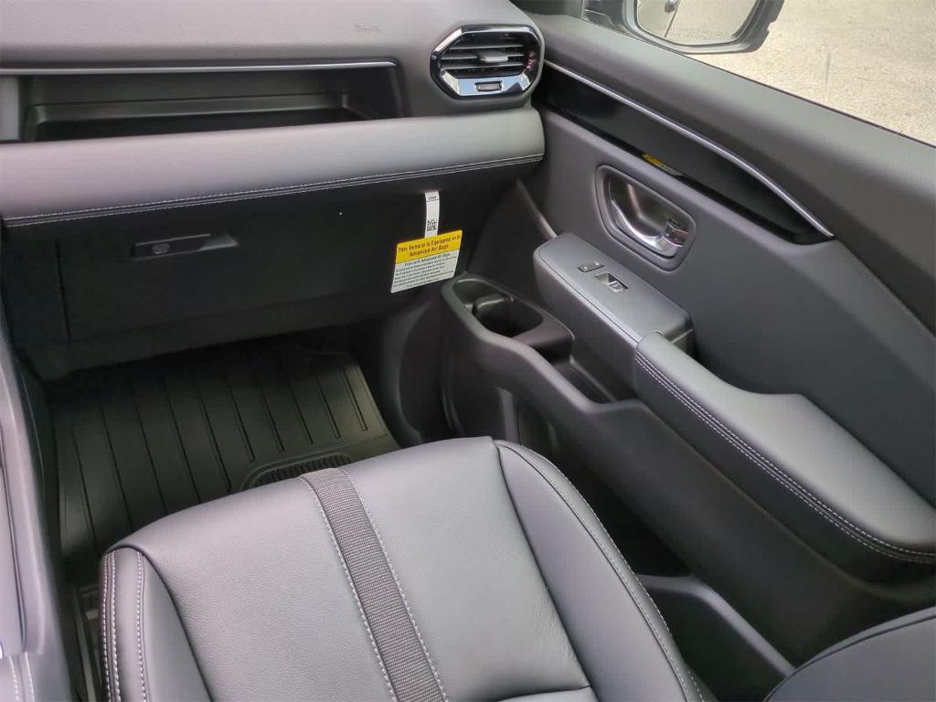 new 2025 Honda Pilot car, priced at $45,168