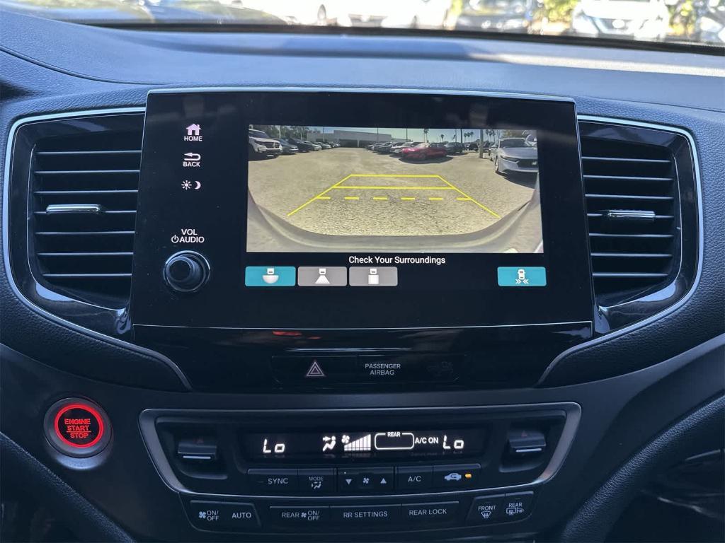 used 2022 Honda Pilot car, priced at $27,299