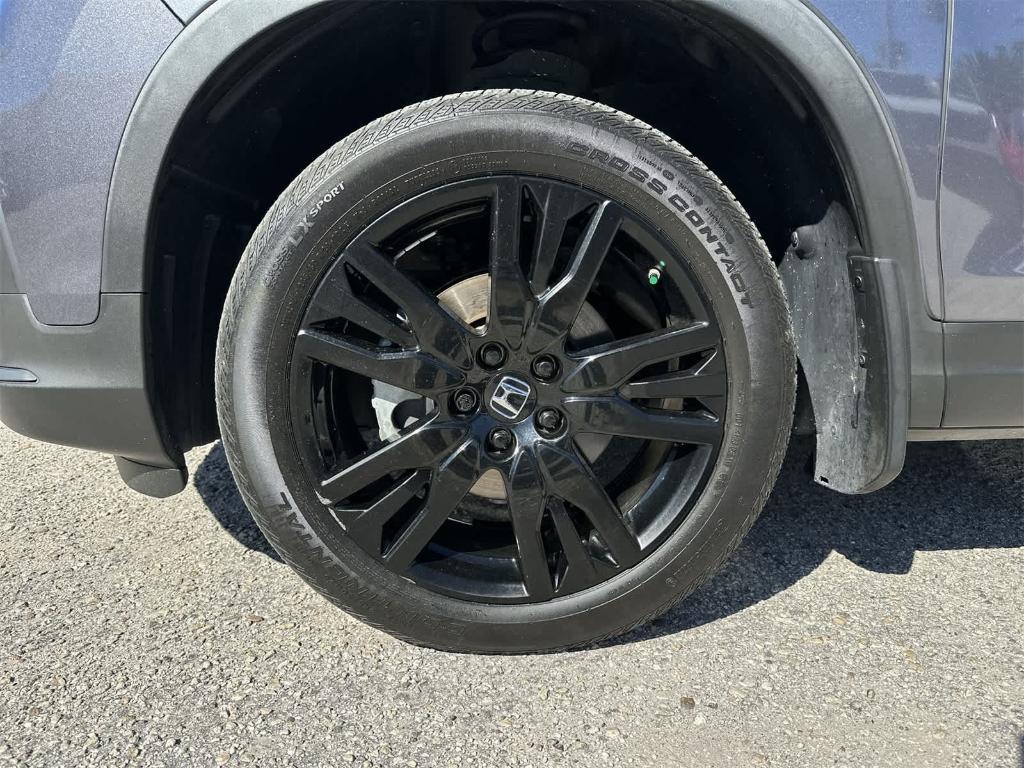 used 2022 Honda Pilot car, priced at $27,299