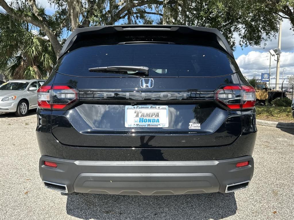 new 2025 Honda Pilot car, priced at $40,143