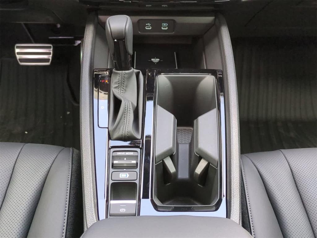 new 2025 Honda Accord Hybrid car, priced at $35,187
