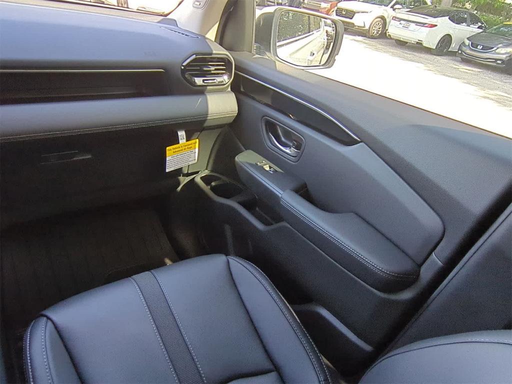 new 2025 Honda Pilot car, priced at $48,096