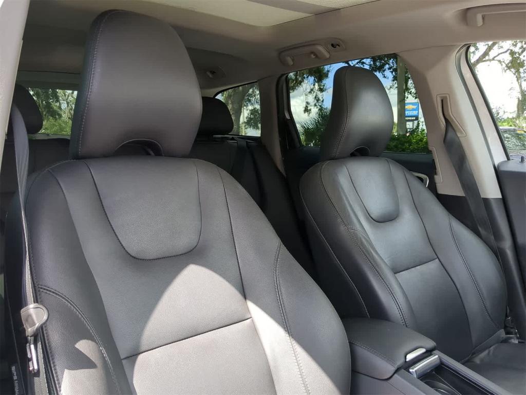 used 2016 Volvo XC60 car, priced at $9,890
