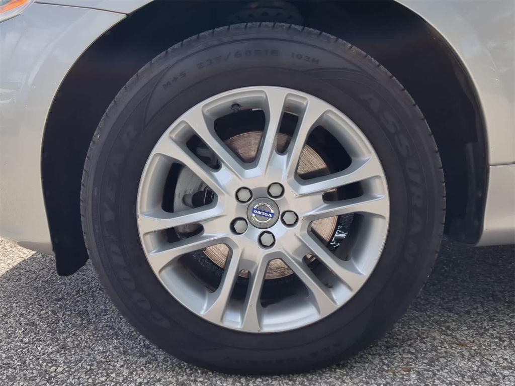 used 2016 Volvo XC60 car, priced at $9,890