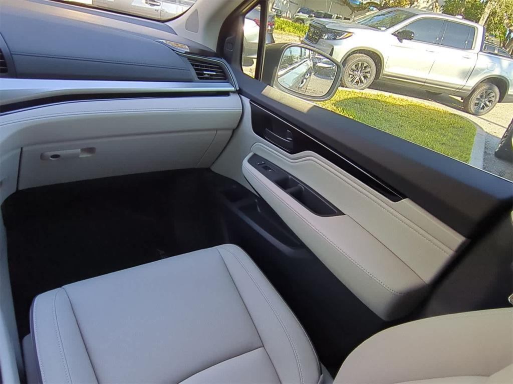 new 2025 Honda Odyssey car, priced at $46,426