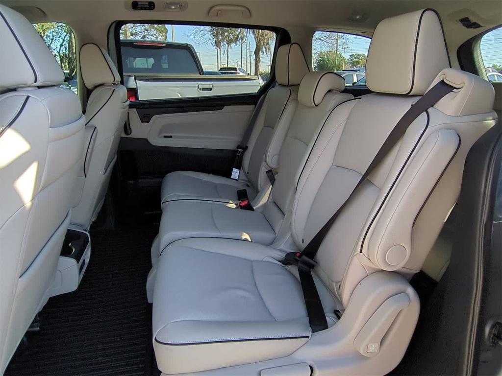 new 2025 Honda Odyssey car, priced at $46,426