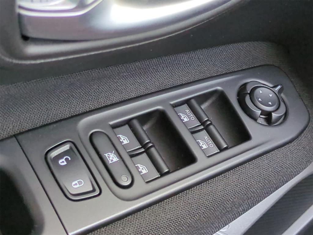 used 2020 Jeep Renegade car, priced at $14,787
