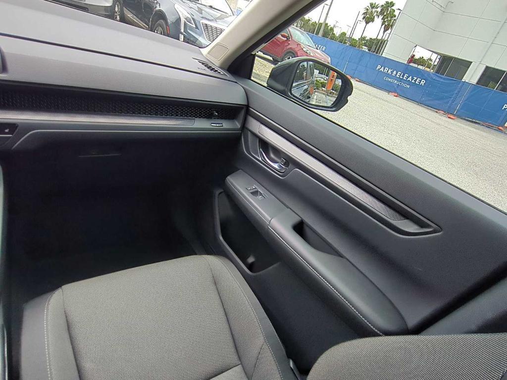 new 2025 Honda CR-V car, priced at $32,733