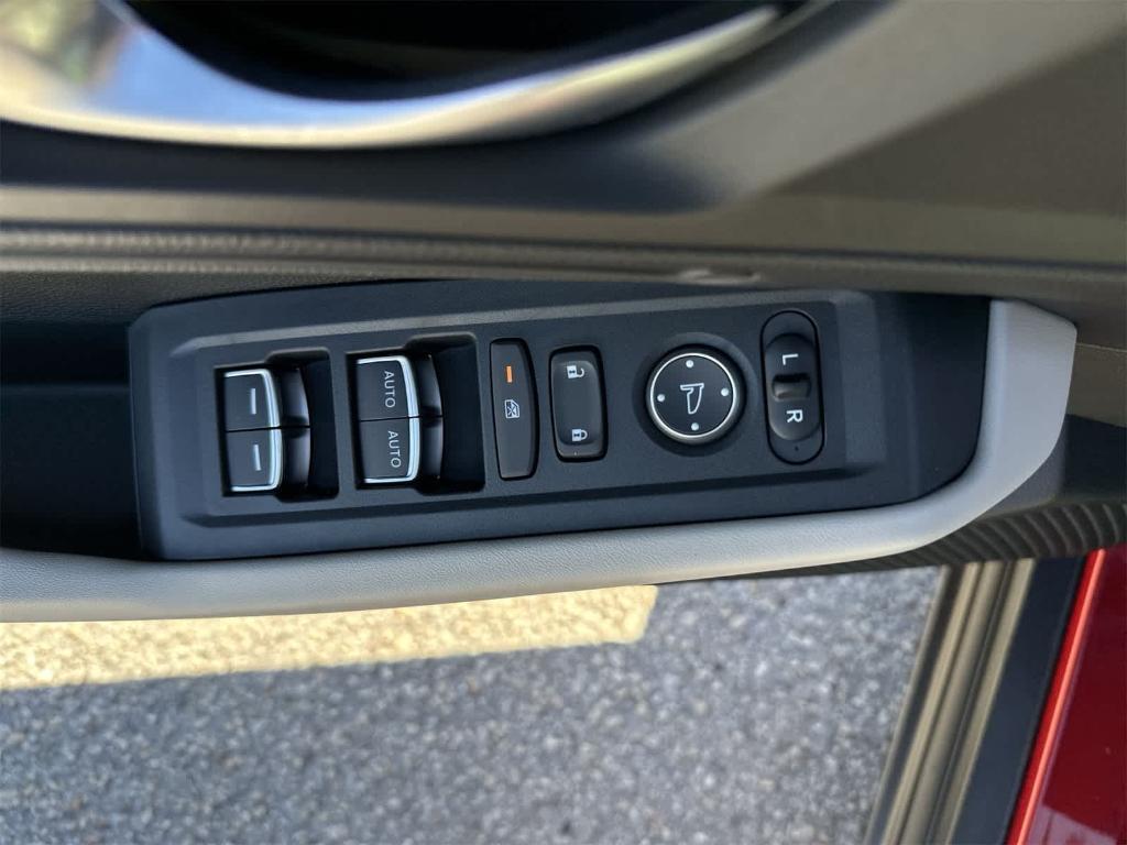 new 2025 Honda Accord car, priced at $28,986