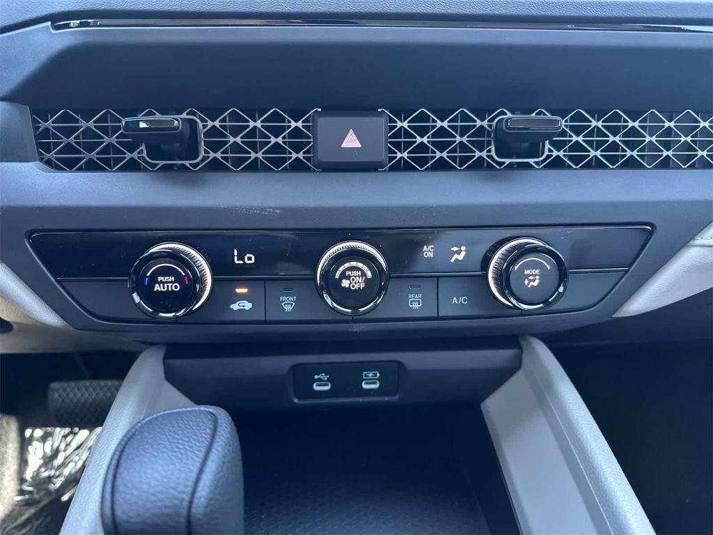 new 2025 Honda Accord car, priced at $28,986