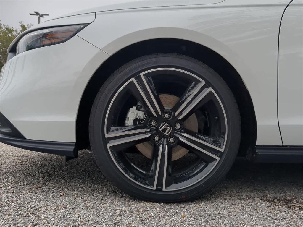 new 2025 Honda Accord Hybrid car, priced at $34,145