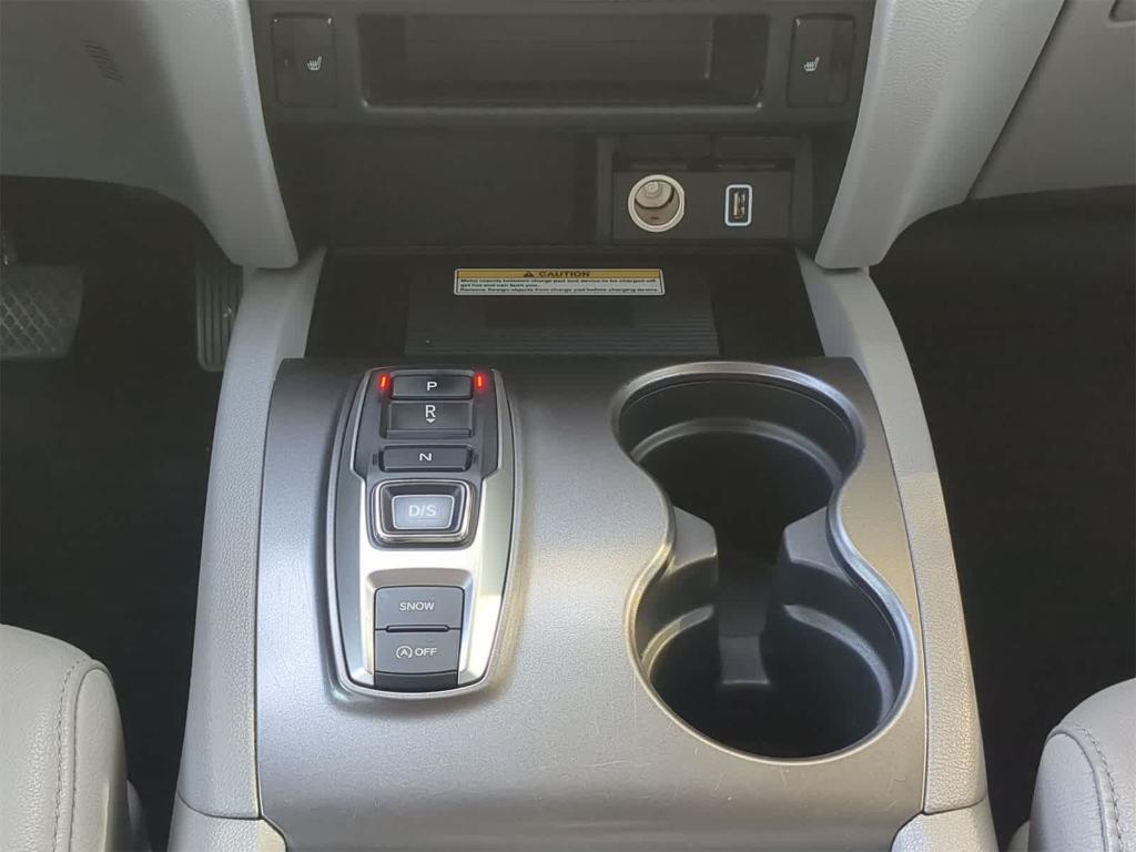 used 2022 Honda Pilot car, priced at $24,359