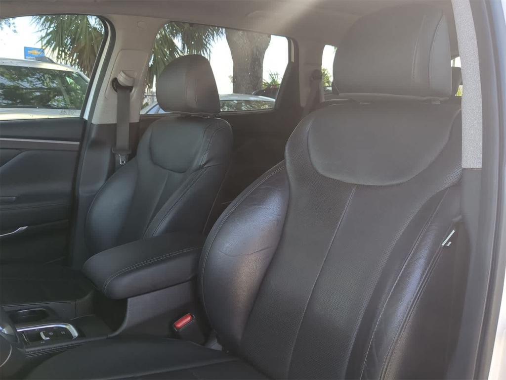 used 2020 Hyundai Santa Fe car, priced at $19,690
