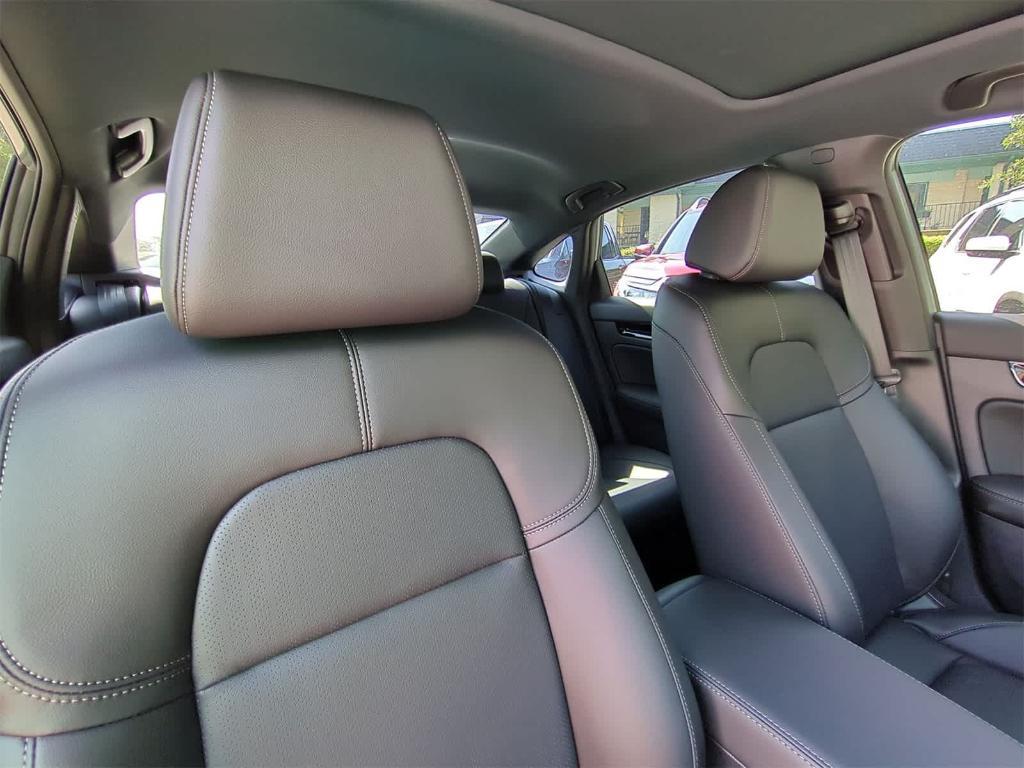 new 2025 Honda Civic Hybrid car, priced at $32,548